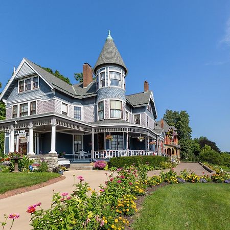 The Hancock House Bed & Breakfast Inn Dubuque Exterior photo